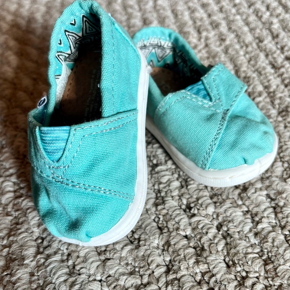 Toms Kids Turquoise Slip-On Sneakers